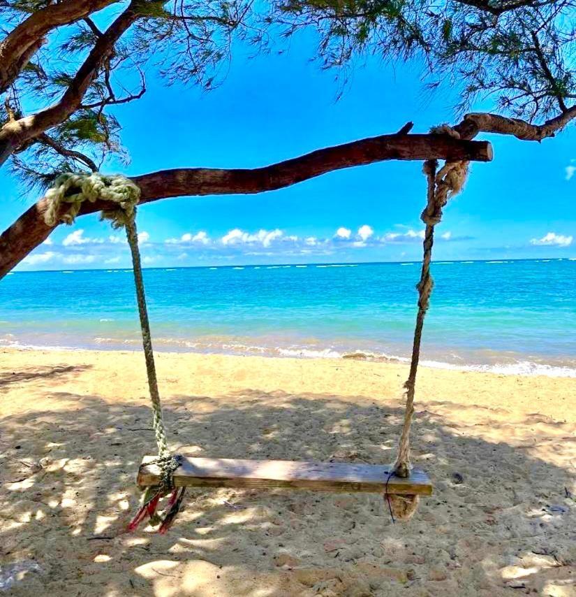 Breezy Beachfront Bali-Style Haven 180 Degree Oceanview Hau'ula Exteriér fotografie