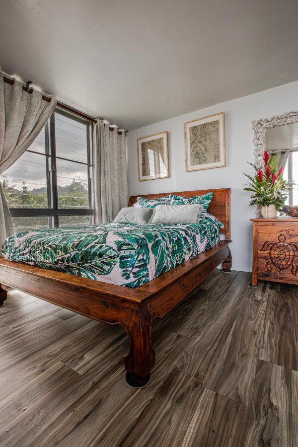 Breezy Beachfront Bali-Style Haven 180 Degree Oceanview Hau'ula Exteriér fotografie